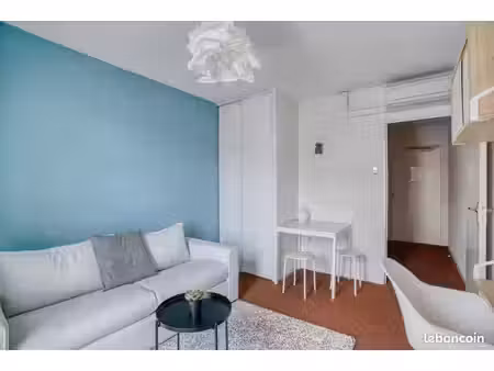 studio 1 pièce 20 m²