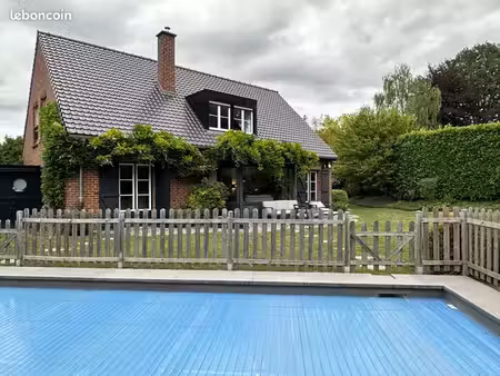 maison 9 pièces 192 m²