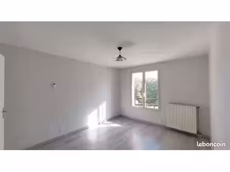 studio 1 pièce 24 m²