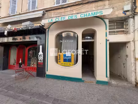 local commercial à louer