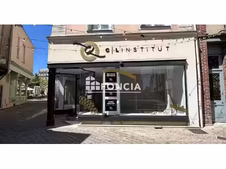 local commercial à louer