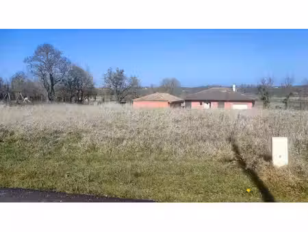 terrain constructible neuf à vendre