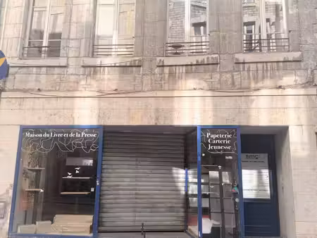 local commercial à louer