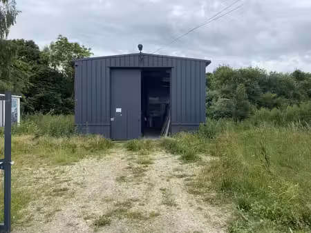 local d'activités à vendre