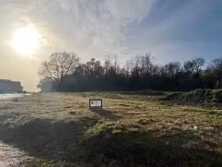 terrain constructible neuf à vendre