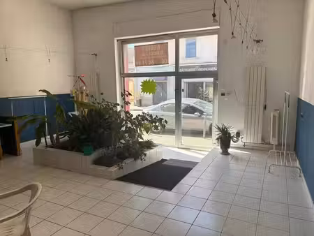 local commercial à louer