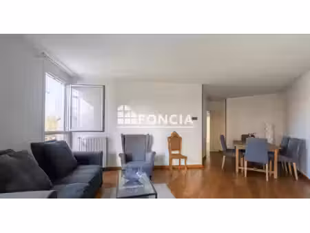 saint-denis – 4 pièces 74 m² – 3 chambres – balcons – box + parking