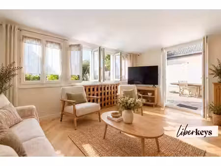 plaisir – maison familiale de plain-pied - 5 pièces - 120 m² au sol avec jardin et garage 