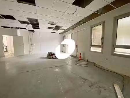 location bureaux clichy 92110 256m²