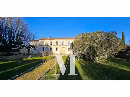 propriété avec jardin saint-jean-d’angély (17)