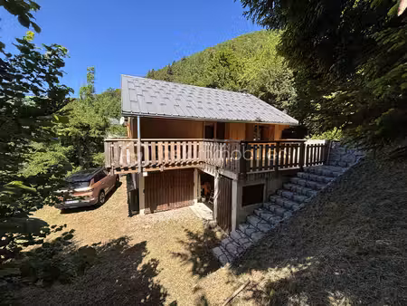 maison de 78 m² à aillon-le-jeune