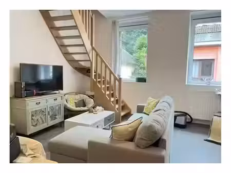 duplex à louer à rue cherave 4 huy (vbe68995)