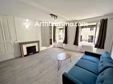 appartement t4 meublé - centre historique trévoux
