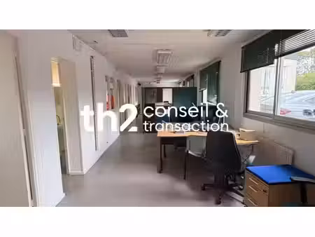 location entrepôt saint lo 50000 800m²