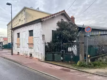 vente local d’activités 291m²
