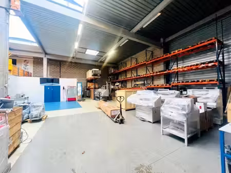 vente local d’activités trappes 78190 620m²