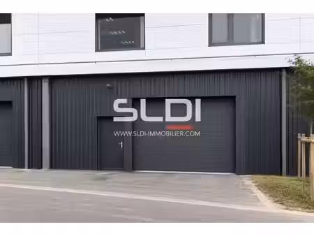 vente local d’activités villeurbanne 69100 600m²