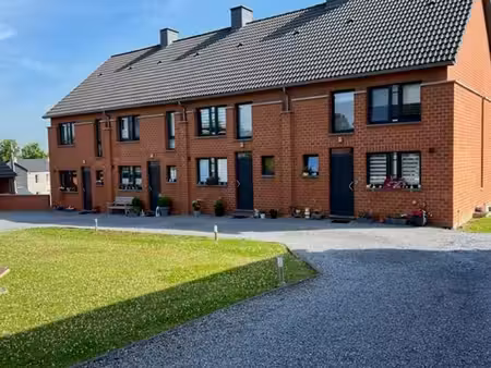 maison 2 ch située dans un clos privé & parc de 5000 m2