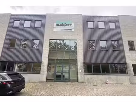 bâtiment industriel à louer à malines