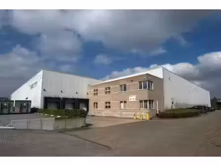 bâtiment logistique à louer à malines
