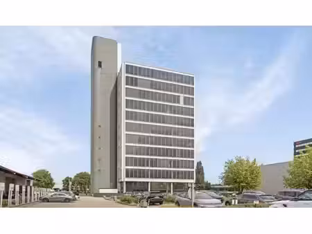bureaux rénovés à louer dans le bâtiment ahlers à anvers