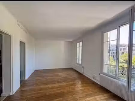 location appartement 4 pièces à sceaux (92330) : à louer 4 pièces / 88m² sceaux