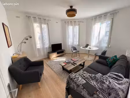 t2 meublé 38m² refait à neuf  proche université