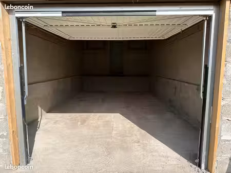 box de stockage 23m² - 120 /mois - lamballe-armor - accès véhicule