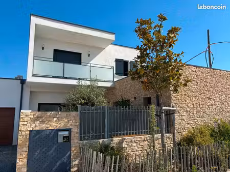 loué f5 à mauguio 2300 euros