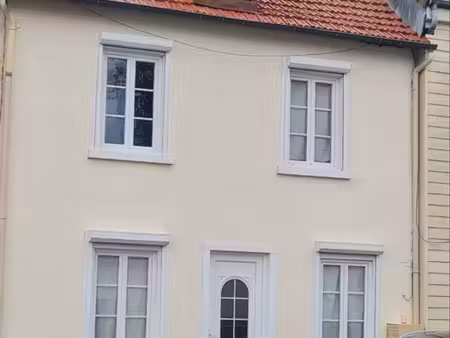 maison 3chambres +jardinet