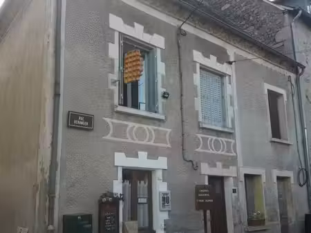 appartement 4 chambres dans le bourg