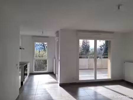 appartement t3 70m2