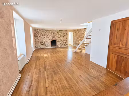 chambre a louer dans un grand appartement en duplex de 90m²
