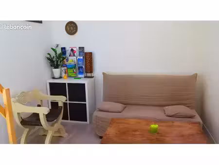 appartement t1/2 refait a neuf meuble