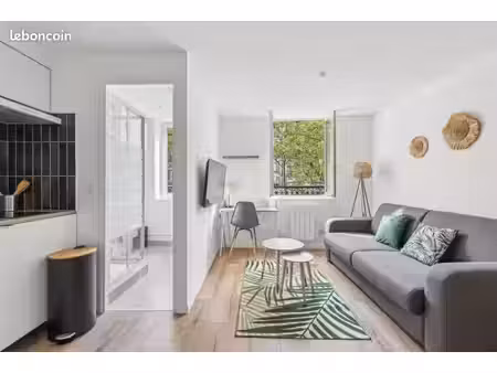 studio 1 pièce 23 m²