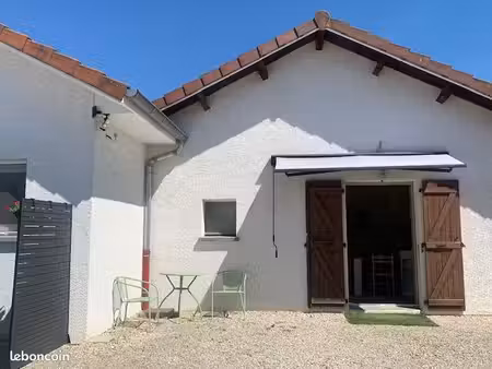 meublé 750e tout compris
