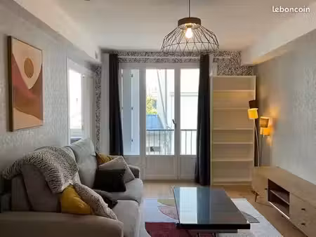 studio meublé 31 m² rénové – tours centre – 460 cc