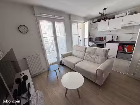 studio 1 pièce 29 m²
