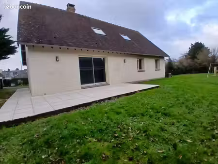 maison à bourg-achard