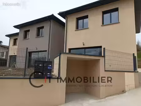 villa 5 pièces 94 m²