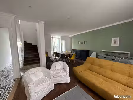 chambre meublée dans grande maison centre ville