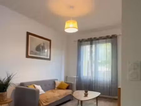 location appartement f2 refait meublé à saint lo