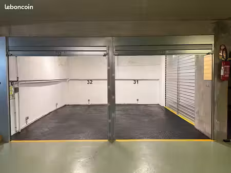 local de stockage 25m2 à paris 9e