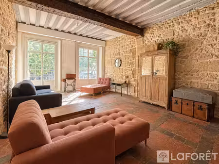 studio meublé - 3 ème arrondissement de paris de 49 m²-