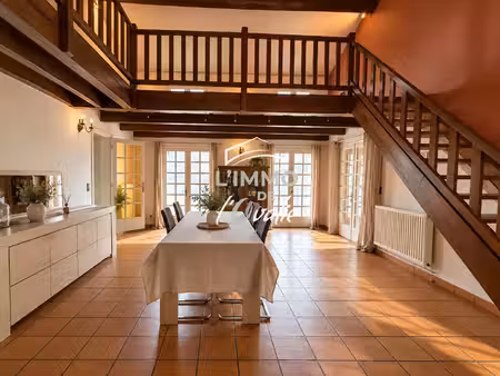 maison cathédrale de 231m² sur terrain constructible de 3000m² ? la salvetat-belmontet