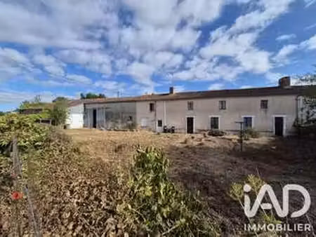 vente maison à massais (79150) : à vendre / 200m² massais
