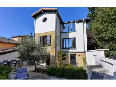 maison de luxe à vendre dans le quartier centre et nord ouest
