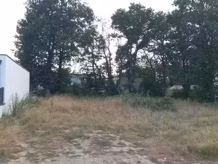vente terrain 402 m² à la chevrolière (44118)  104 000 €