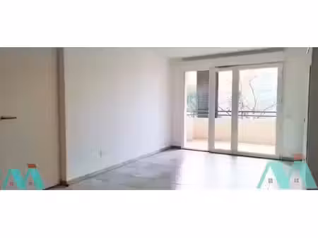 location appartement 2 pièces 41 m² à le castellet (83330)  760 €