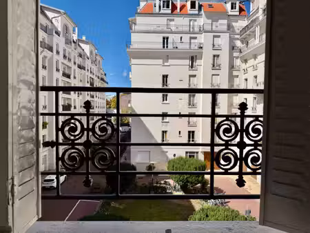 lumineux 3 pièces en étage élevé